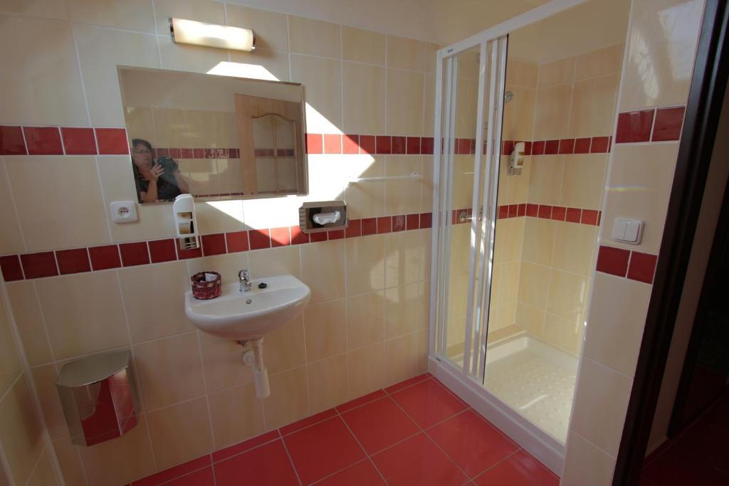 Pension U Svateho Jana Hradec Králové Zimmer foto